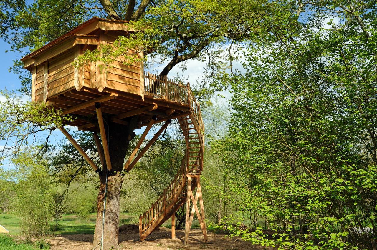 La Cabane Du Vieux Chene Susmiou Esterno foto